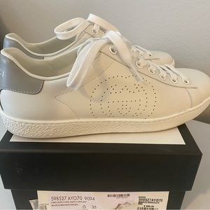 GUCCI NEW ACE LOGO SNEAKER